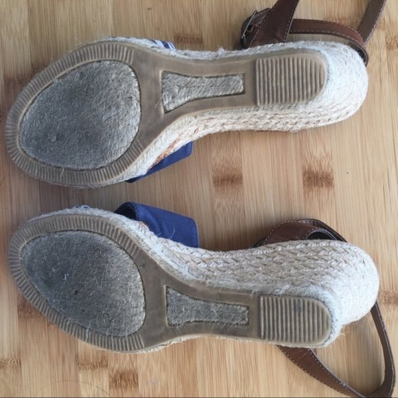 White Mountain Navy Blue & White Espadrille Wedges - Size 9
